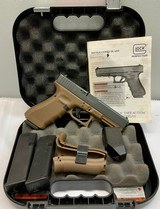 GLOCK G22 .40 S&W - 1 of 3