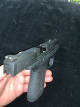 SMITH & WESSON M&P 40 Shield.40 S&W - 3 of 3