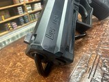 HECKLER & KOCH USP .40 S&W - 3 of 3