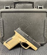 SPRINGFIELD ARMORY XDS .40 S&W - 3 of 3