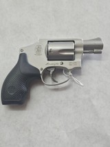 SMITH & WESSON 642-1 airweight
.38 S&W - 1 of 3