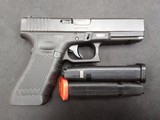 GLOCK G22GEN 4 .40 S&W - 1 of 3