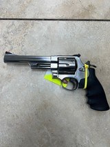 SMITH & WESSON 629-6 .44 MAGNUM - 1 of 3