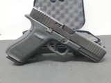 GLOCK G22 GEN 5 .40 S&W - 3 of 3