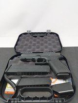GLOCK G22 GEN 5 .40 S&W - 1 of 3
