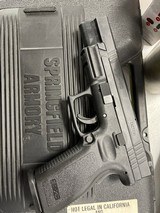 SPRINGFIELD ARMORY XD-40 .40 S&W