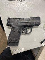 SMITH & WESSON M&P9 SHIELD 9MM LUGER (9X19 PARA) - 1 of 2