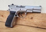 SAR USA MODEL 2000 9MM LUGER (9X19 PARA) - 1 of 3