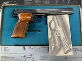 SMITH & WESSON MODEL 41 .22 LR - 2 of 3