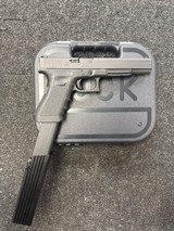 GLOCK G17L WITH 57 ROUND EXTENDED MAGAZINE 9MM LUGER (9x19 PARA) - 2 of 3