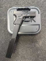 GLOCK 26 Gen 5 WITH 57 ROUND EXTENDED MAGAZINE 9MM LUGER (9x19 PARA) - 1 of 3