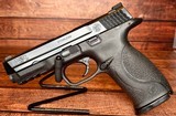 SMITH & WESSON M&P 40 .40 S&W - 1 of 3