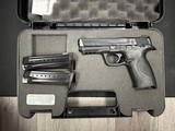 SMITH & WESSON M&P9 9MM LUGER (9x19 PARA) - 1 of 3