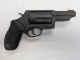 TAURUS THE JUDGE .45 LC/.410 GA