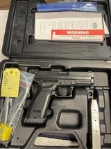 SPRINGFIELD ARMORY XD-4 SERVICE ESSENTIAL PACKAGE CA COMPLIANT .40 S&W