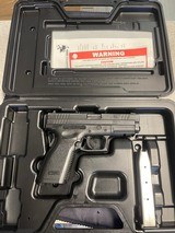 SPRINGFIELD ARMORY XD-4 SERVICE ESSENTIAL PACKAGE CA COMPLIANT .40 S&W - 2 of 3