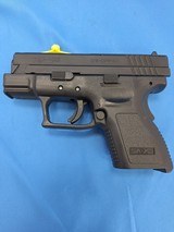 SPRINGFIELD ARMORY XD SUB-COMPACT .40 S&W - 1 of 3
