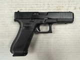 GLOCK 17 GEN 5 9MM LUGER (9x19 PARA) - 2 of 3