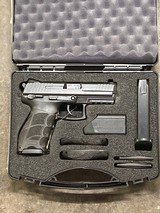 HECKLER & KOCH P30 .40 S&W - 1 of 1