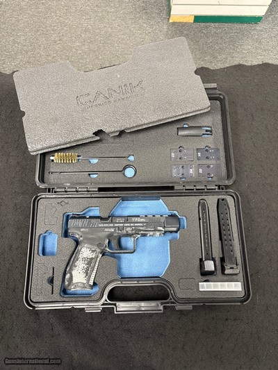 CENTURY TP9SFx 9MM LUGER (9X19 PARA)