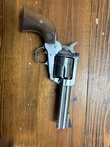 RUGER NEW MODEL BLACKHAWK .357 MAG - 1 of 2