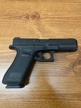 GLOCK 17 GEN 5 9MM LUGER (9x19 PARA) - 2 of 3