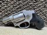 SMITH & WESSON 642 AIRWEIGHT NO INTERNAL LOCK .38 SPL - 2 of 3