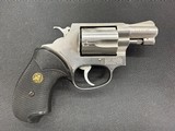 SMITH & WESSON 60 .38 SPL - 2 of 3