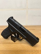 SPRINGFIELD HELLCAT PRO OSP 9MM LUGER (9X19 PARA) - 1 of 3