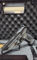 SMITH & WESSON M&P9 M2.0 METAL COMPETITOR 9MM LUGER (9X19 PARA) - 1 of 3