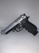 BERETTA 92FS 9MM LUGER (9x19 PARA) - 1 of 3