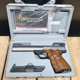 BROWNING BUCK MARK .22 LR - 1 of 3