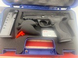 SMITH & WESSON M&P 40 .40 S&W