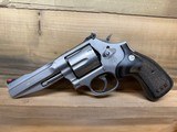 SMITH & WESSON 686-6 SSR PRO SERIES
.357 MAG - 2 of 3