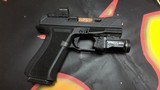SHADOW SYSTEMS CR920X w/light & red dot sight 9MM LUGER (9x19 PARA) - 2 of 3
