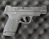 SMITH & WESSON PERFORMANCE CENTER M&P9 CARRY COMP (COMPACT) 9MM LUGER (9x19 PARA) - 2 of 3
