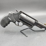 TAURUS JUDGE .45 LC/.410 GA - 2 of 3