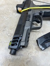 SMITH & WESSON m&p 9 m2.0 competitor 9MM LUGER (9x19 PARA) - 2 of 3