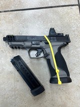 SMITH & WESSON m&p 9 m2.0 competitor 9MM LUGER (9x19 PARA) - 1 of 3