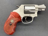 SMITH & WESSON 637 .38 SPL - 2 of 3