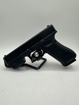 GLOCK 17 GEN 5 9MM LUGER (9x19 PARA) - 1 of 2