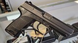 HECKLER & KOCH USP .40 S&W