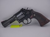 SMITH & WESSON 586 .357 MAG - 1 of 3