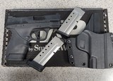 SMITH & WESSON M&P40 SHIELD .40 S&W - 1 of 3