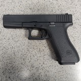 GLOCK 17 Gen2 9MM LUGER (9x19 PARA) - 1 of 2