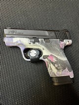 SMITH & WESSON M&P 9 SHIELD 9MM LUGER (9x19 PARA)