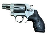 SMITH & WESSON 637-2 Airweight .38 SPL - 2 of 3