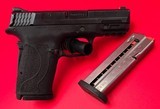 SMITH & WESSON M&P9 SHIELD EZ M2.0 9MM LUGER (9X19 PARA) - 1 of 3