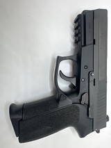 SIG SAUER SP2022 9MM LUGER (9x19 PARA) - 2 of 3