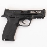 SMITH & WESSON M&P22
.22 LR - 2 of 3